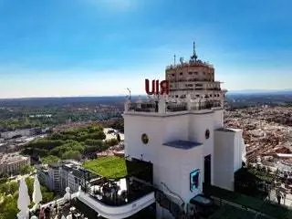 Терраса бара на крыше 360º отеля Riu Plaza Spain