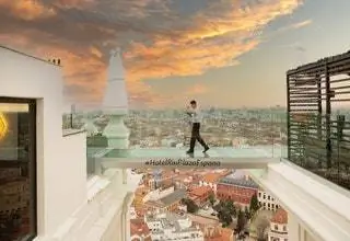 Терраса бара на крыше 360º отеля Riu Plaza Spain