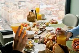 Кроме того, в Edn Gastrobar только что открылся бранч, доступный каждый день с 11:00 до 13:00…