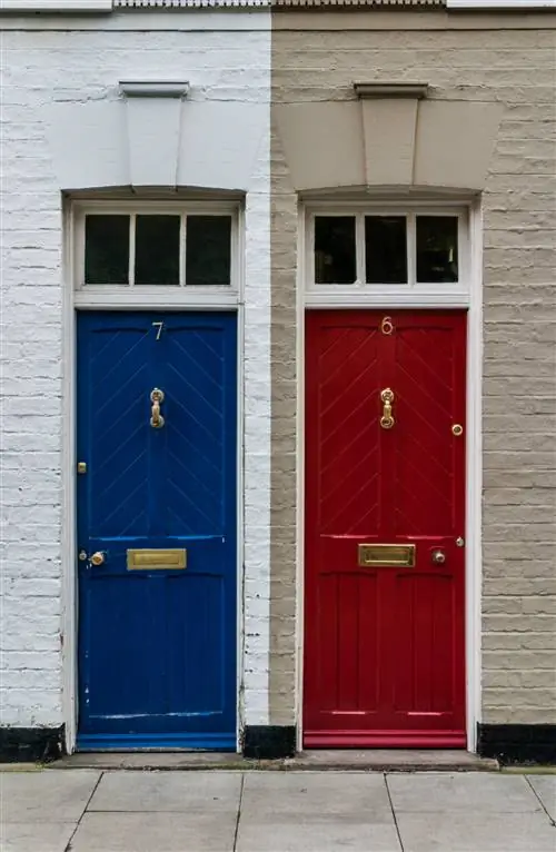 Лучше всего то, что вы сами выбираете свой новый дом за границей.