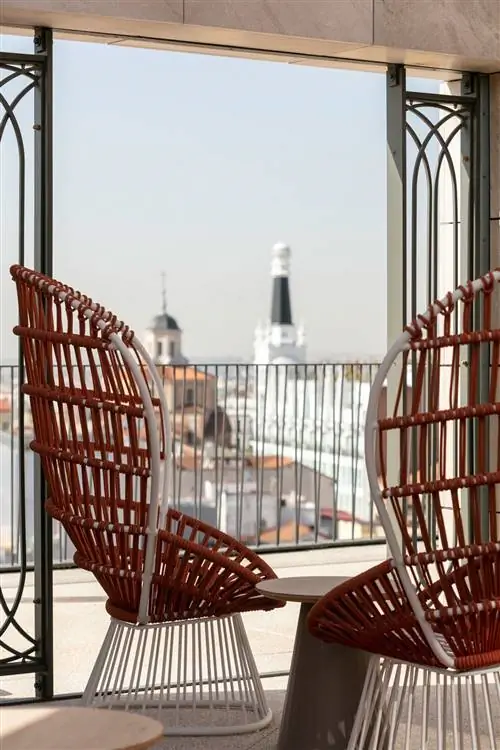 Спа-центр Four Seasons Madrid - крупнейший городской спа-салон в Испании.