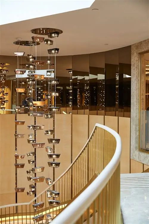 Спа-центр Four Seasons Madrid - крупнейший городской спа-салон в Испании.