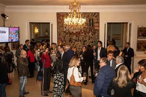 Лучшее из Испании и Португалии в сопровождении гида и на вечеринке