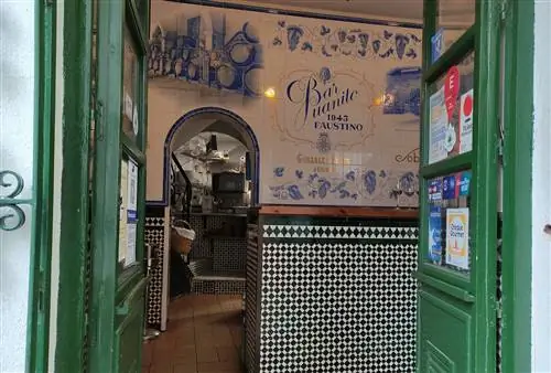 Бар Хуанито Херес