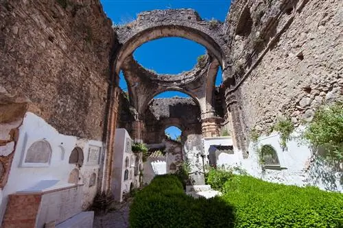 Кладбище Вильялуэнга-дель-Росарио