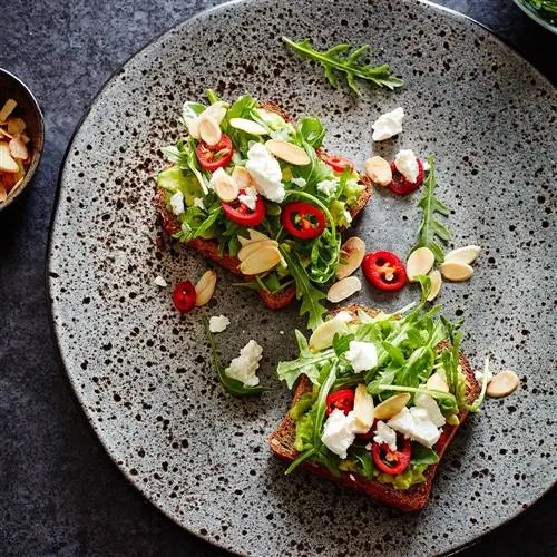 Помимо хлеба