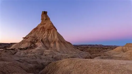 Bardenas Reales стоит посетить.
