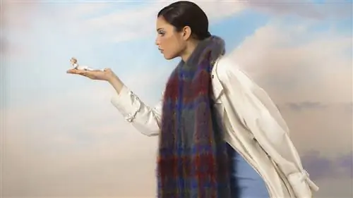 Шарфы этого баскского бренда станут прекрасным дополнением к вашему путешествию этой зимой