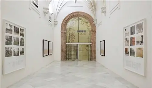 Одна из комнат CAAC в Севилье.