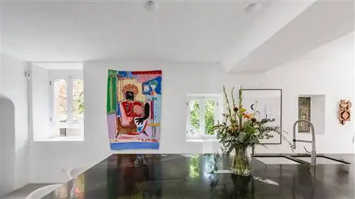 «Концептуальный магазин» (цифровой), посвященный искусству на Майорке