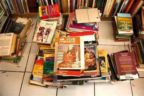 Книжный магазин «Зазеркалье»
