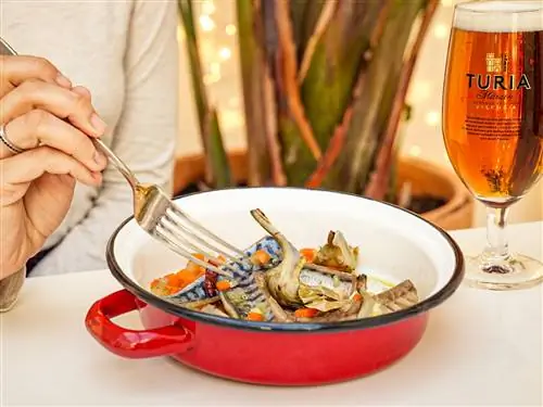 Маринованная скумбрия и артишоки