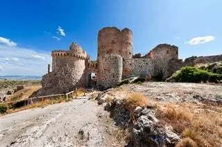 Город Куэнка был объявлен ЮНЕСКО объектом Всемирного наследия отчасти из-за остатков его арабской стены и…