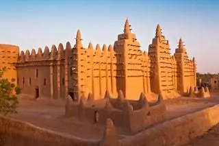 Древние города Дженна