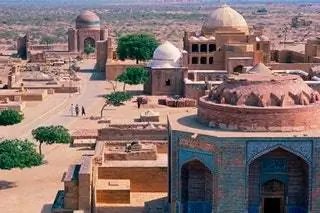 Исторические памятники Татты