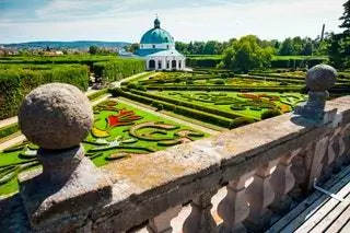 Сады и замок Кромержиж