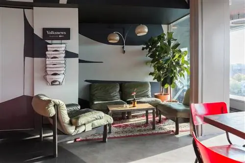 Один из номеров отеля Volkshotel Amsterdam.