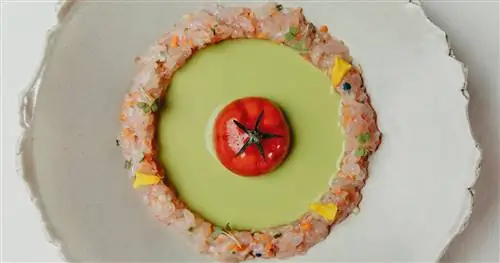 Нитро-помидор и зеленый гаспачо - главное блюдо Дани Гарсии, а также в его новой пивной на вершине Four Seasons…