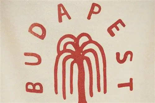 Будапештский клуб - типичный венгерский сувенир