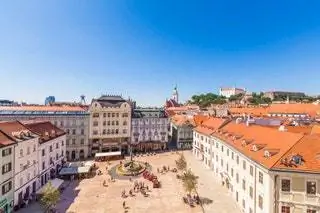 13. Братислава Словакия