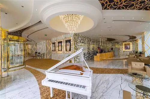 Отель Гевора