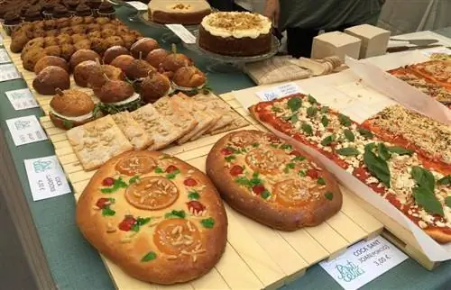 Морковный торт в El Pastelero Real.