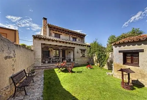 Дом прославленных на улице Нуэва 4