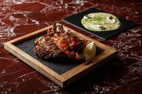 Мясо в Mr. Porter Barcelona.