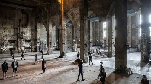 Из храма техно в галерею: искусство оседает на танцполах Berghain