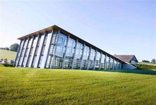 Здание Пьера Штудера для Greubel Forsey