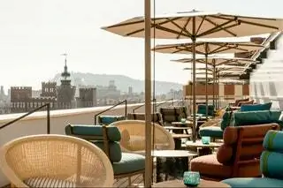 Максимум от 17 до 20ºC Motel One BarcelonaCiutadella