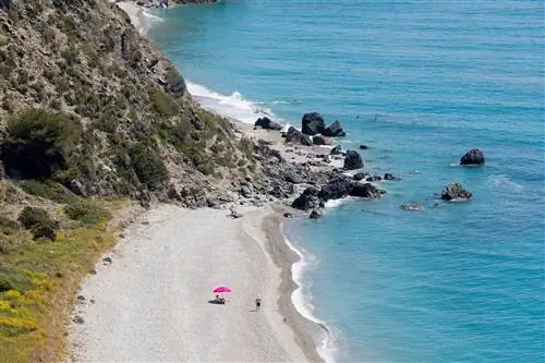 Пляж в Аксаркии Малаги