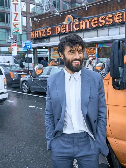 Хавьер Рей в Нью-Йорке