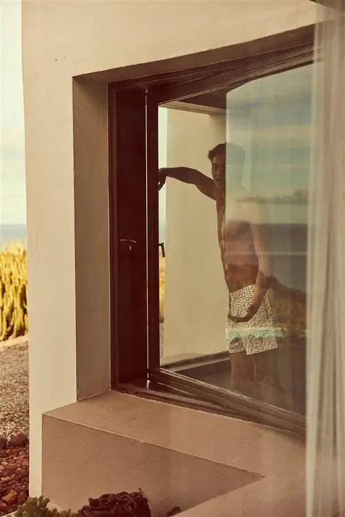 Arrels Barcelona, экологически чистая фирма по производству ванных комнат с произведениями искусства