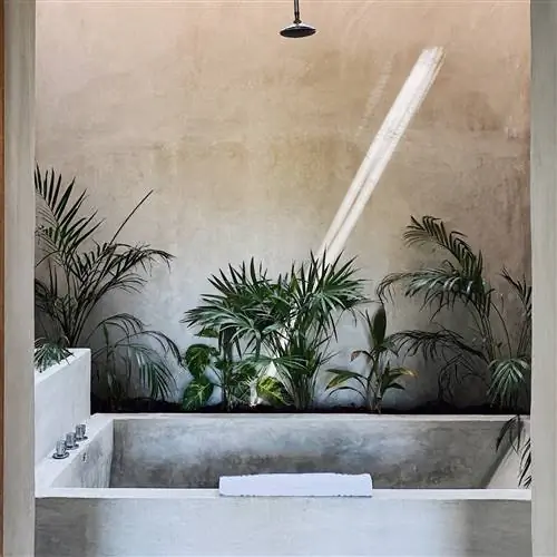 Ванна в одном из люксов на горе Узулу