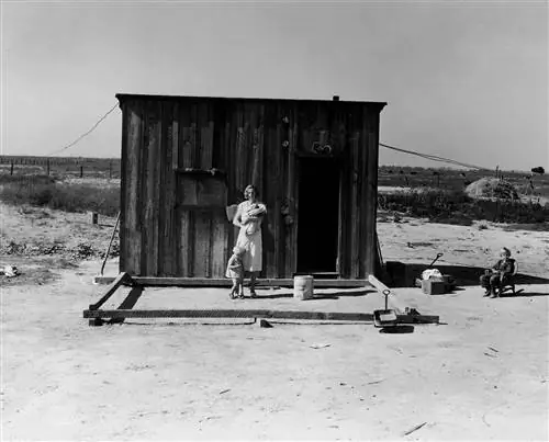 Одна из фотографий Ланге, осуждающая положение фермеров. Округ Туларе, 1936 год.