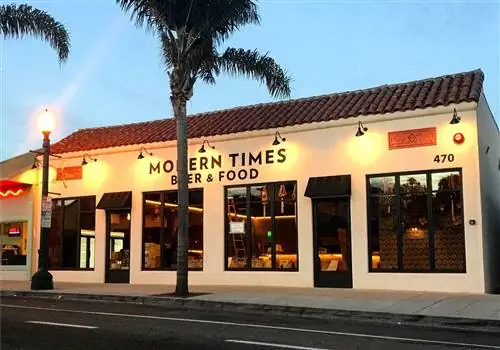 Пивоварня Modern Times в Энсинитасе