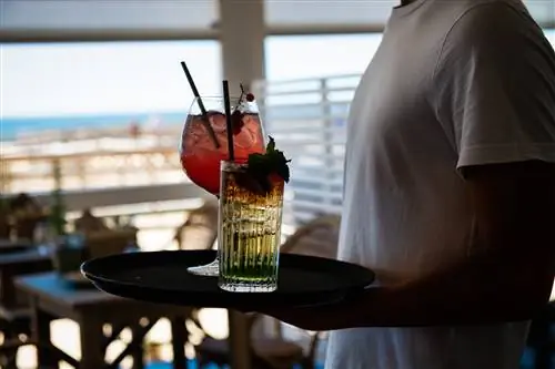 Фирменные коктейли.