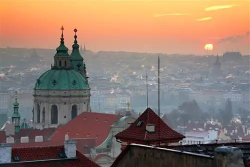 Восход солнца в Праге