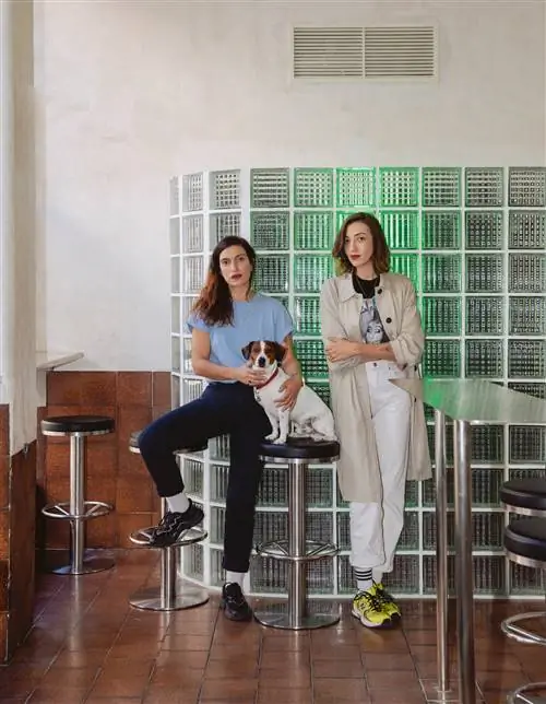 Кристина и Яджаира.