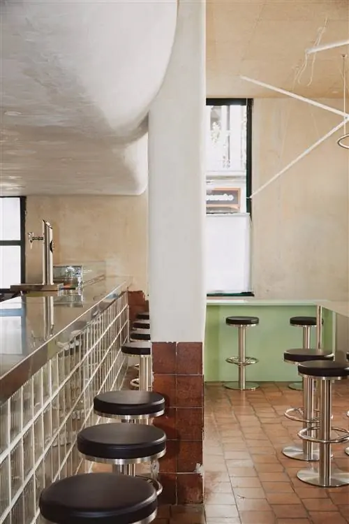 Интерьер Gildería в Ла-Латина.