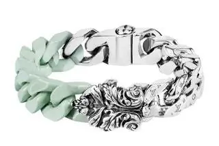 Эта обновленная версия цепочки из звеньев, представленная Louis Vuitton в последней осенне-зимней коллекции…