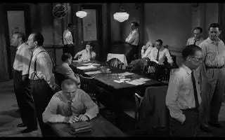 3. 12 безжалостных мужчин