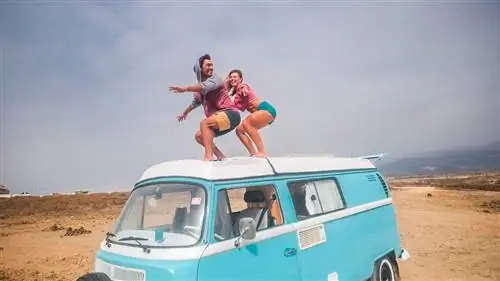 Восемь сезонов сериала, перешагнувшего границу 80-х и скользнувшего прямо в наши 90. Мы увидели близнецов Олсен…