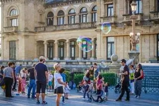 Сан-Себастьян - это город, в котором можно комфортно гулять и где много зелени, детских площадок…