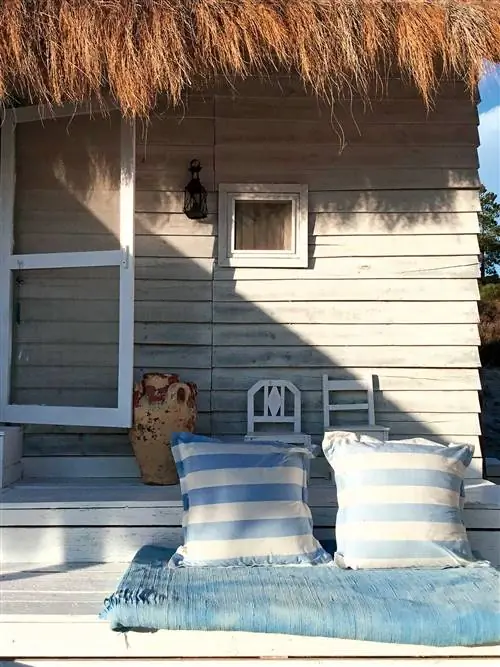 Деталь дома Марины Эспириту-Санту-Салданья