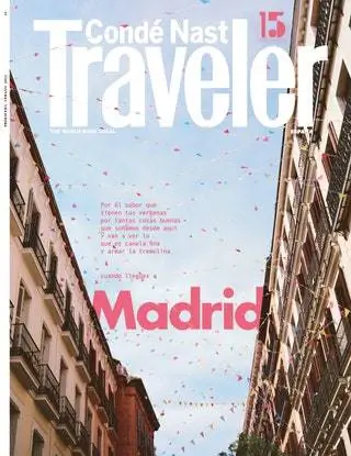 Обложка № 151 неба Cond Nast Traveler Spain над Корредера-Баха-де-Сан-Пабло в районе Маласанья…