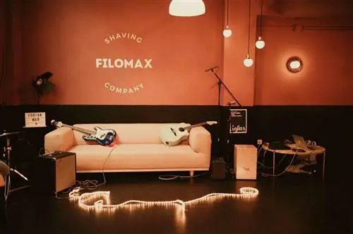 Filomax регулярно проводит концерты Sofar. Filomax регулярно проводит концерты Sofar.