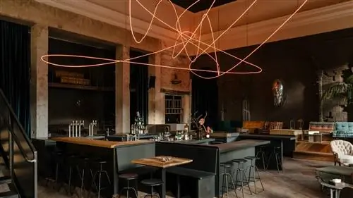 Одно из пространств ресторанно-художественной галереи Kink.