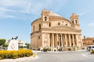 Моста Ротонда Церковь